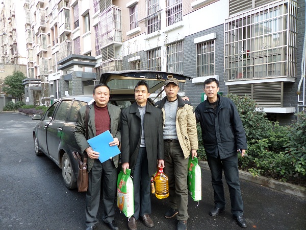 春节慰问2015-1.JPG