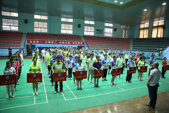第四届羽毛球比赛2015-5.jpg
